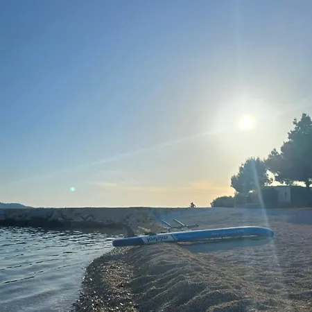 Relaxing Mobile Maestral - Beach, Private Jacuzzi, Pool Access Campingplatz *