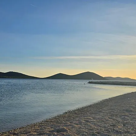 Campingplatz Relaxing Mobile Maestral - Beach, Private Jacuzzi, Pool Access Drage