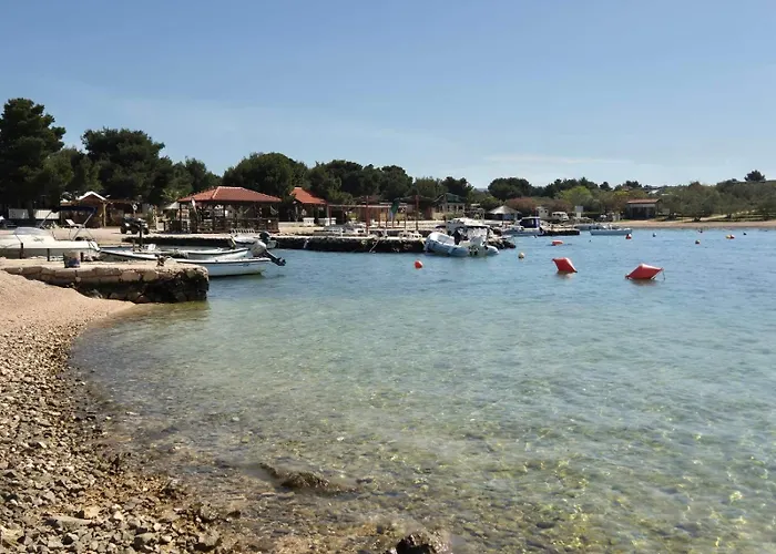 Relaxing Mobile Maestral - Beach, Private Jacuzzi, Pool Access * Drage