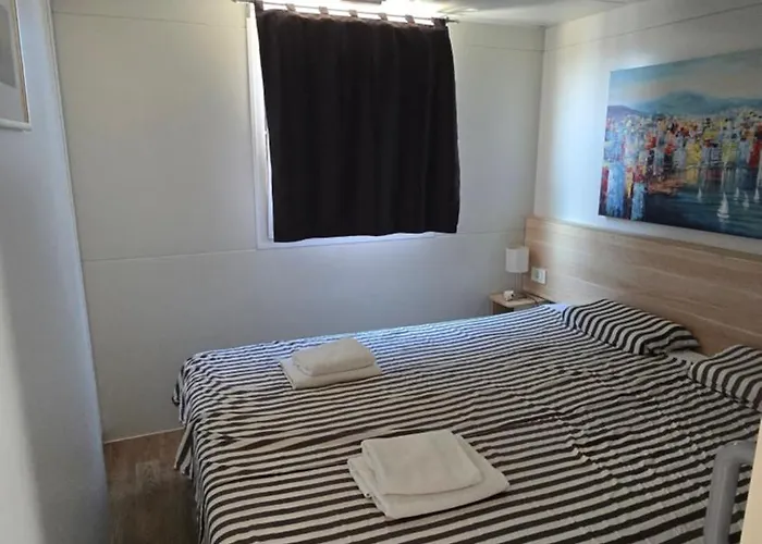 Relaxing Mobile Maestral - Beach, Private Jacuzzi, Pool Access Drage